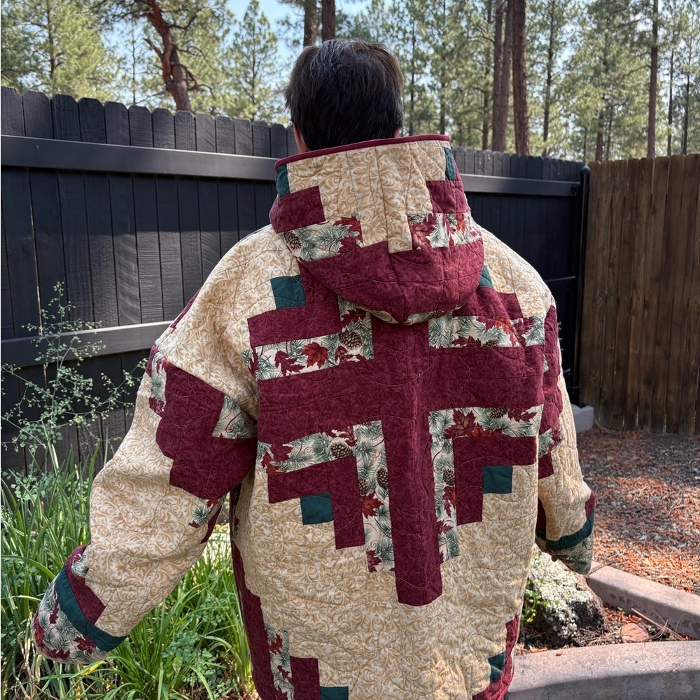 Quilted Hooded Patchwork Pullover Jacket - Burgun… - image 9